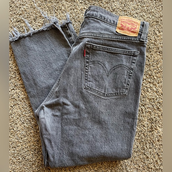 Black Levi’s - Picture 1 of 6